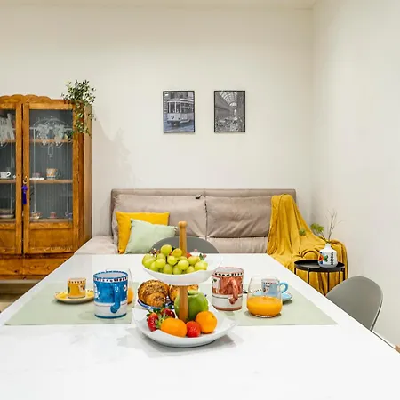Anfitriona Apartment *
